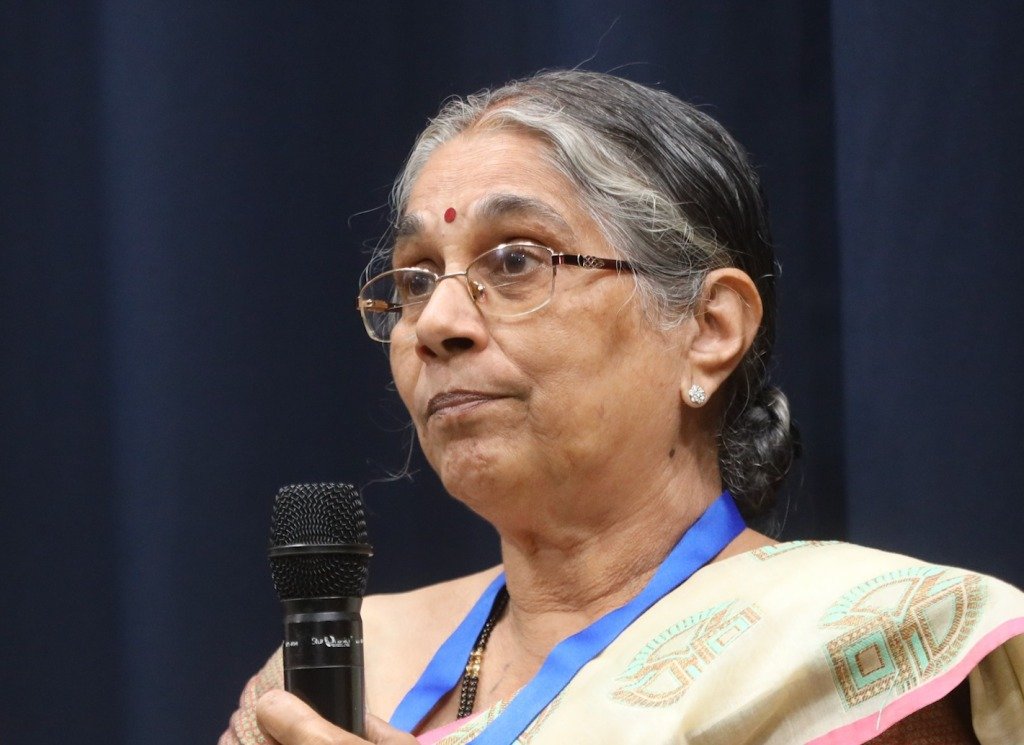 डॉ . किरण बुडकुले